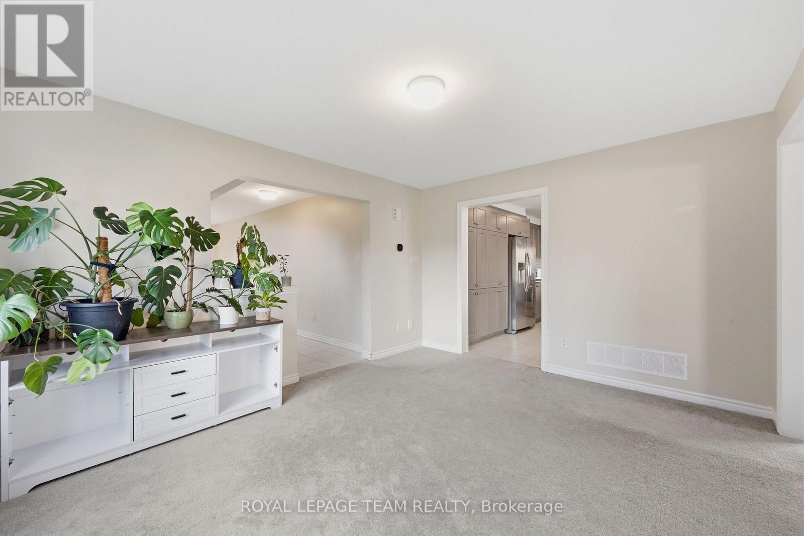 153 Unity Place, Ottawa, Ontario  K2S 2Y8 - Photo 17 - X13570922