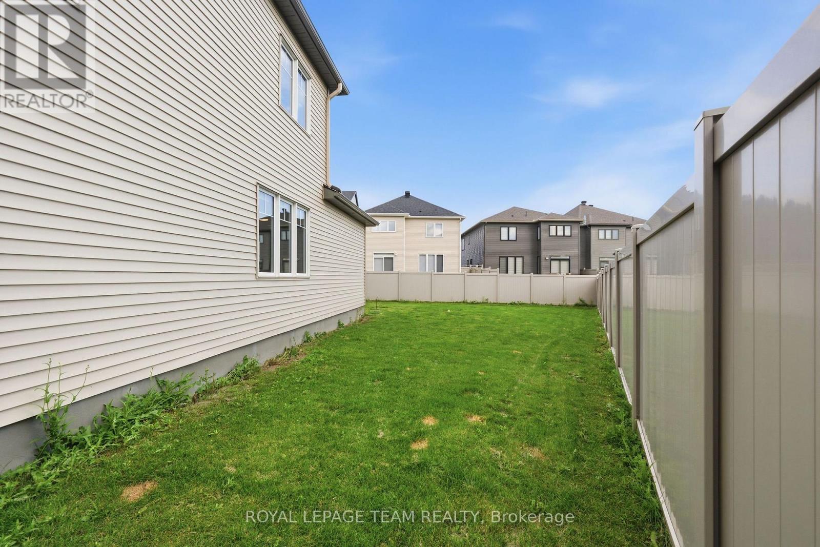 153 Unity Place, Ottawa, Ontario  K2S 2Y8 - Photo 37 - X13570922