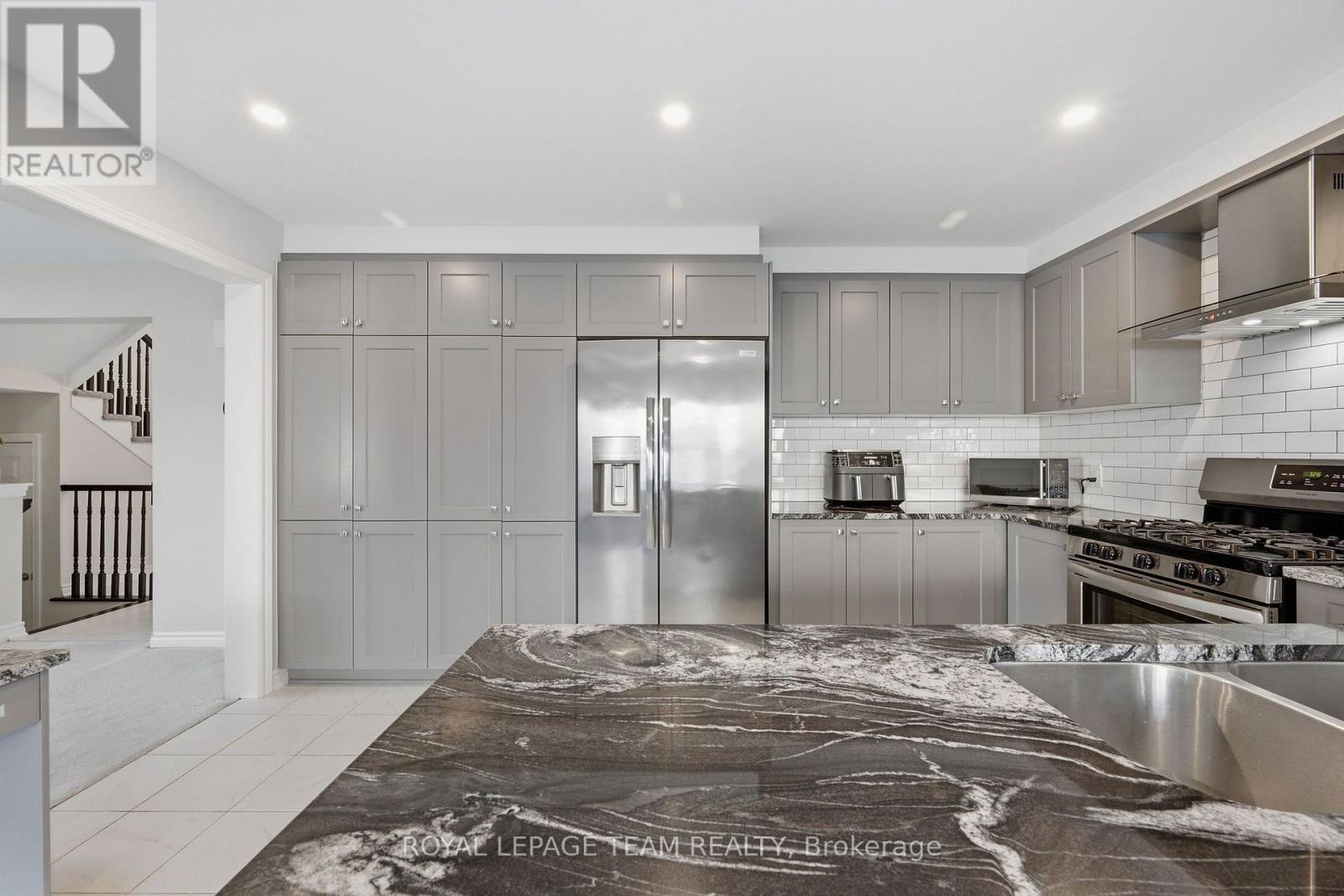 153 Unity Place, Ottawa, Ontario  K2S 2Y8 - Photo 9 - X13570922