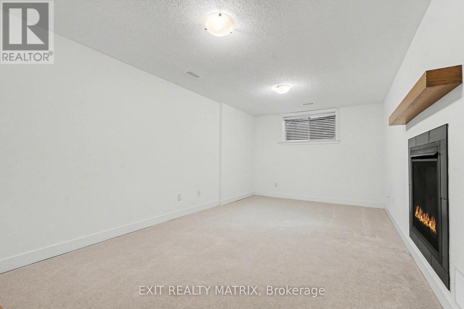 656 Putney Crescent W, Ottawa, Ontario  K2S 2N7 - Photo 29 - X13570936