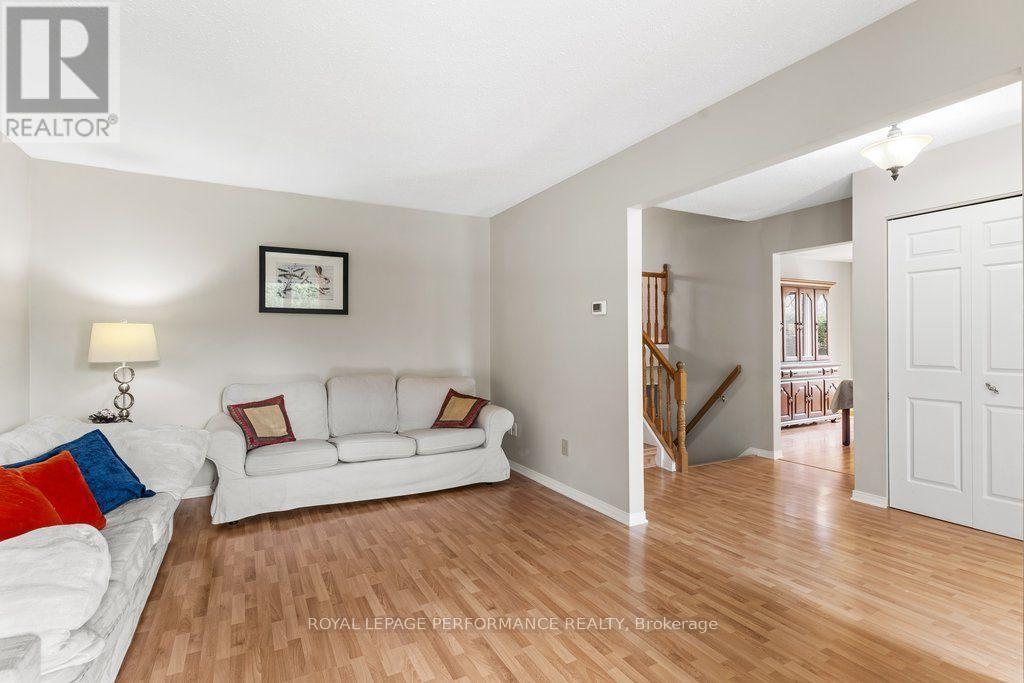 5529 Woodeden Drive, Ottawa, Ontario  K4M 1B4 - Photo 17 - X13570938