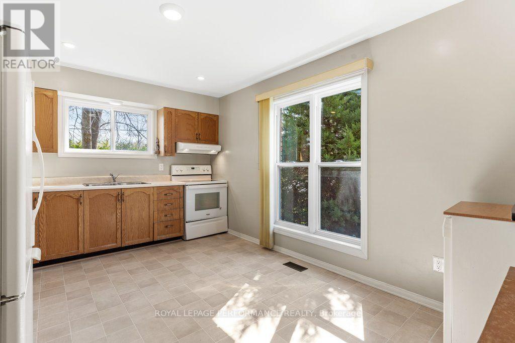5529 Woodeden Drive, Ottawa, Ontario  K4M 1B4 - Photo 7 - X13570938