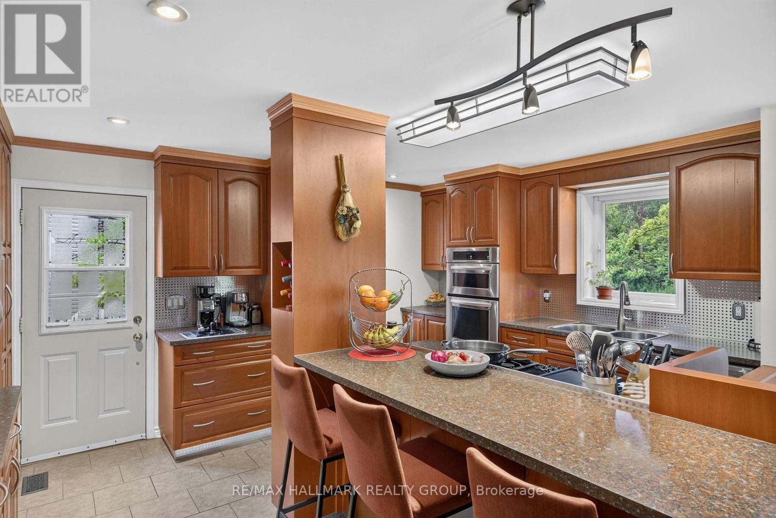 1100 Bathgate Drive, Ottawa, Ontario  K1J 8G1 - Photo 13 - X13570970