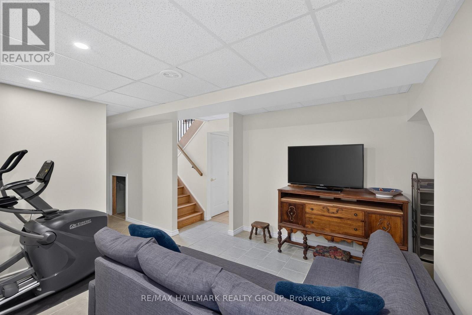 1100 Bathgate Drive, Ottawa, Ontario  K1J 8G1 - Photo 24 - X13570970