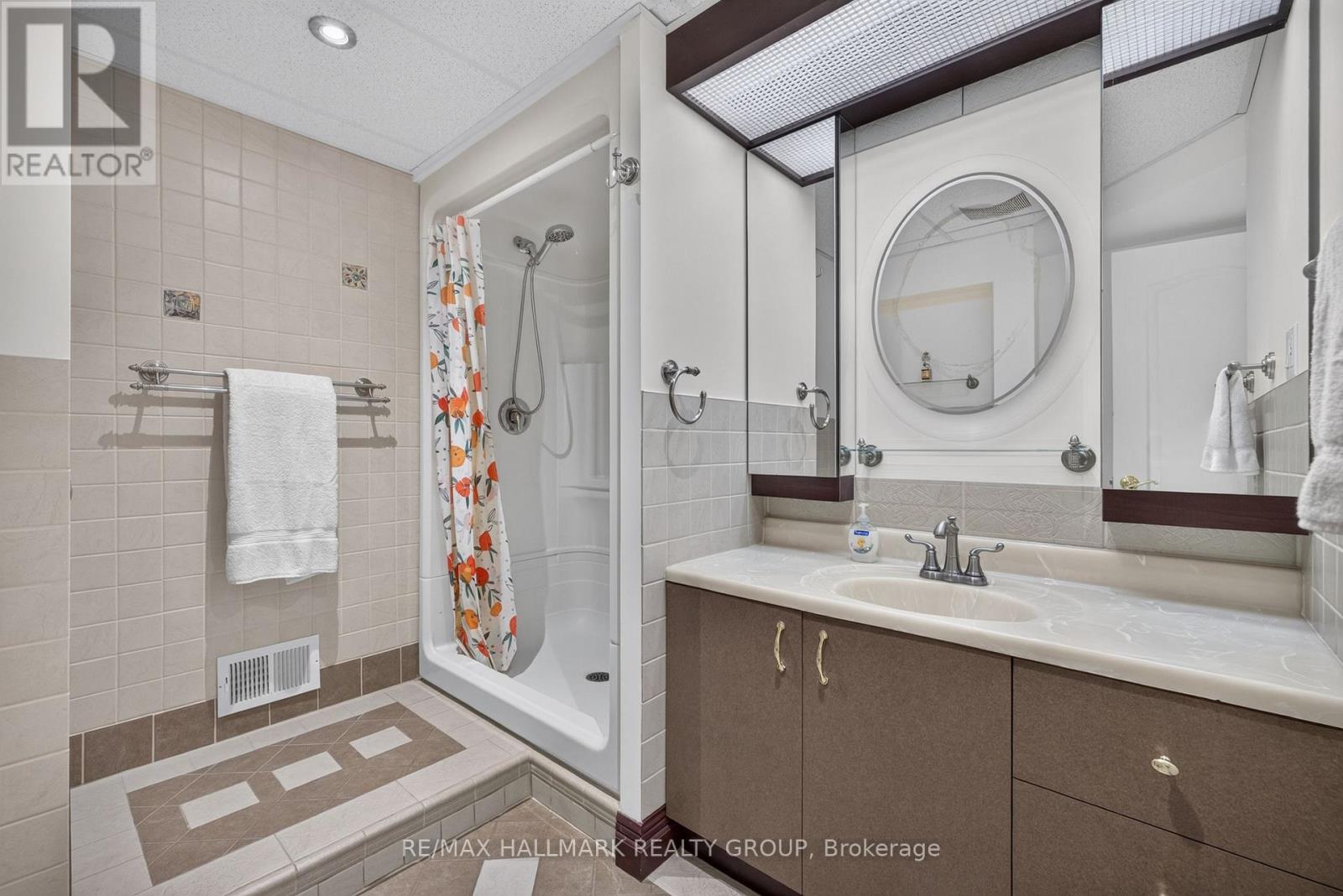 1100 Bathgate Drive, Ottawa, Ontario  K1J 8G1 - Photo 33 - X13570970