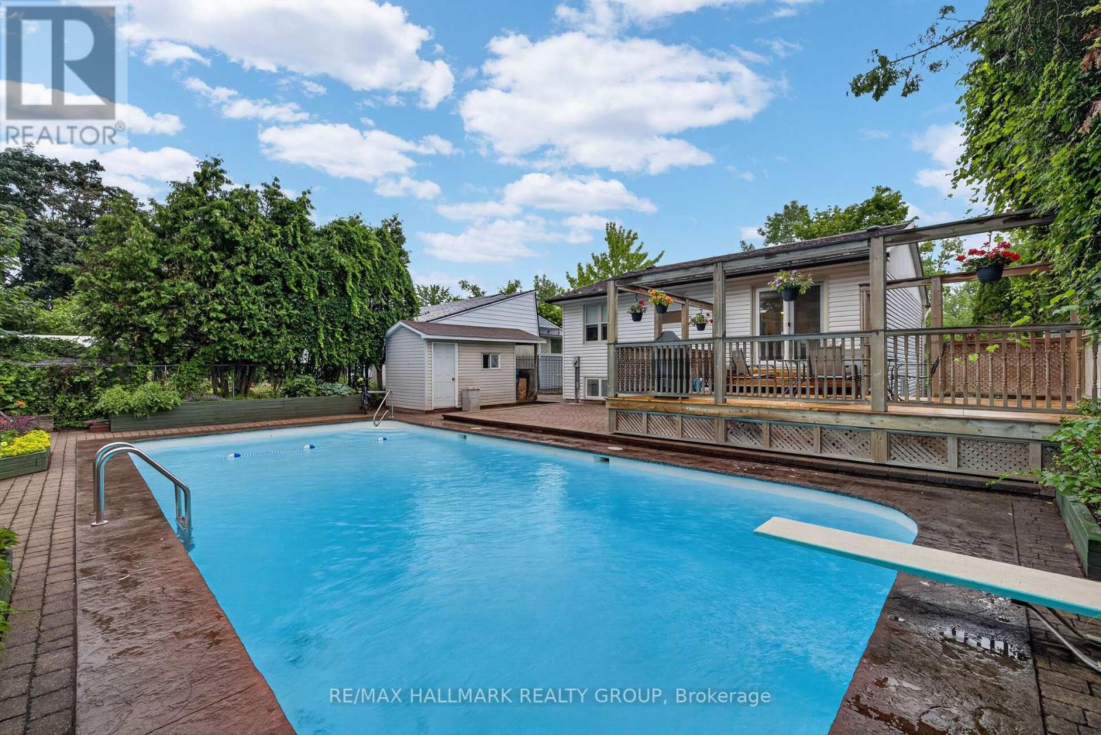 1100 Bathgate Drive, Ottawa, Ontario  K1J 8G1 - Photo 38 - X13570970