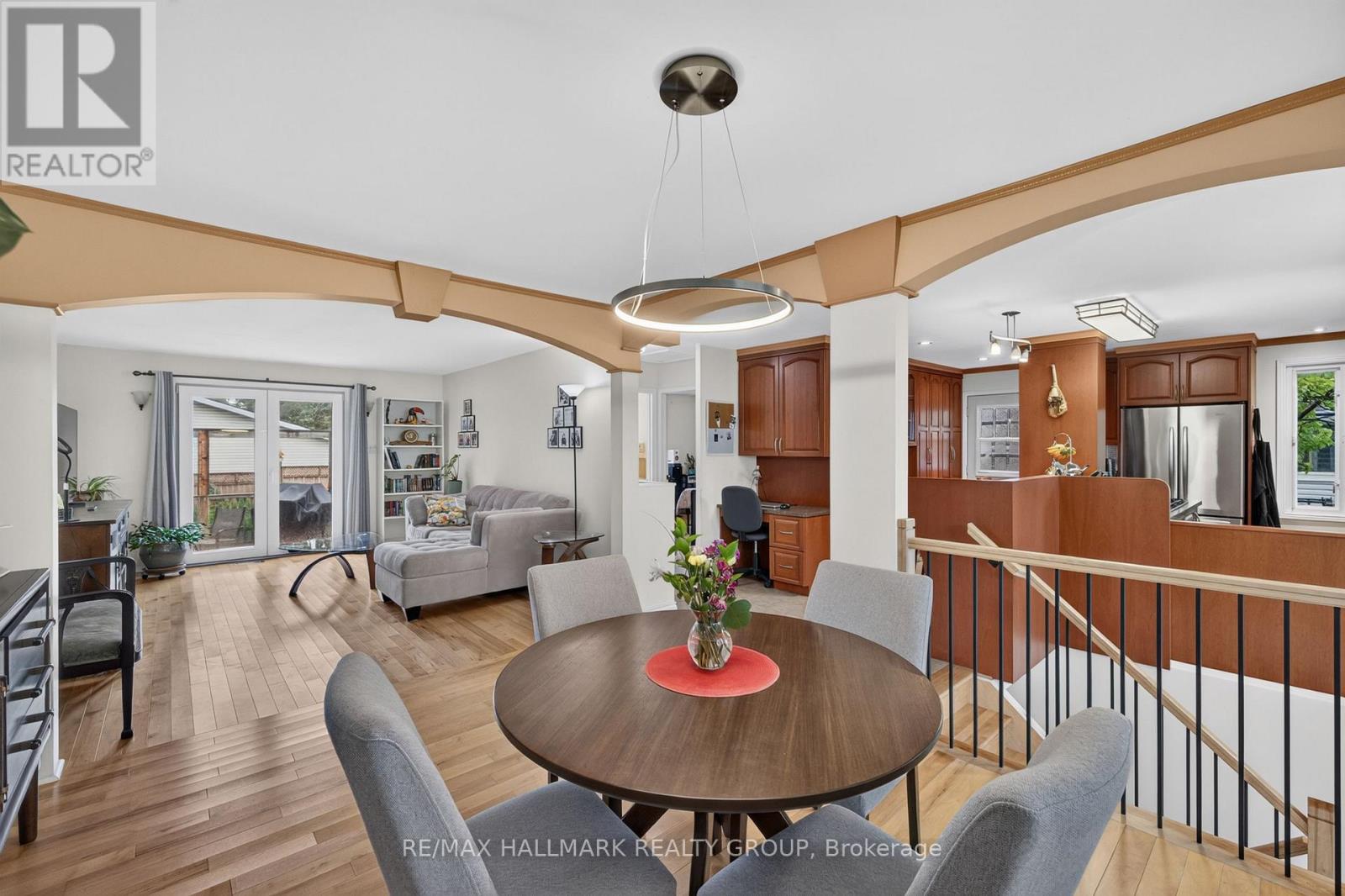 1100 Bathgate Drive, Ottawa, Ontario  K1J 8G1 - Photo 5 - X13570970