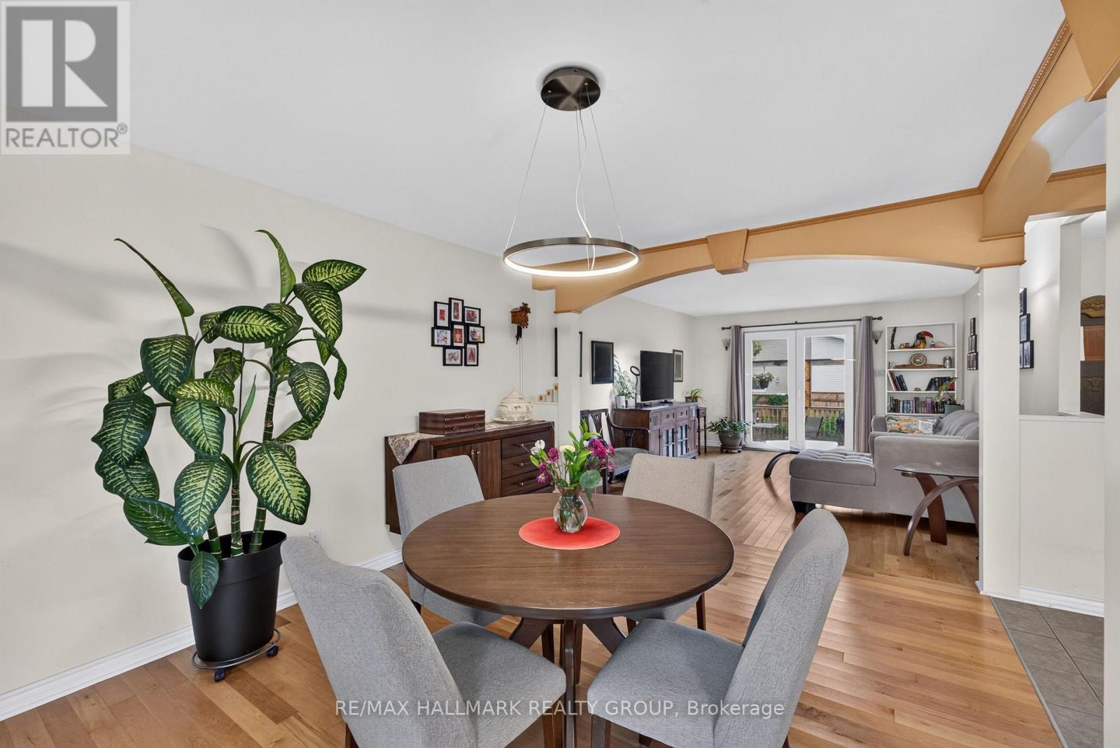 1100 Bathgate Drive, Ottawa, Ontario  K1J 8G1 - Photo 6 - X13570970