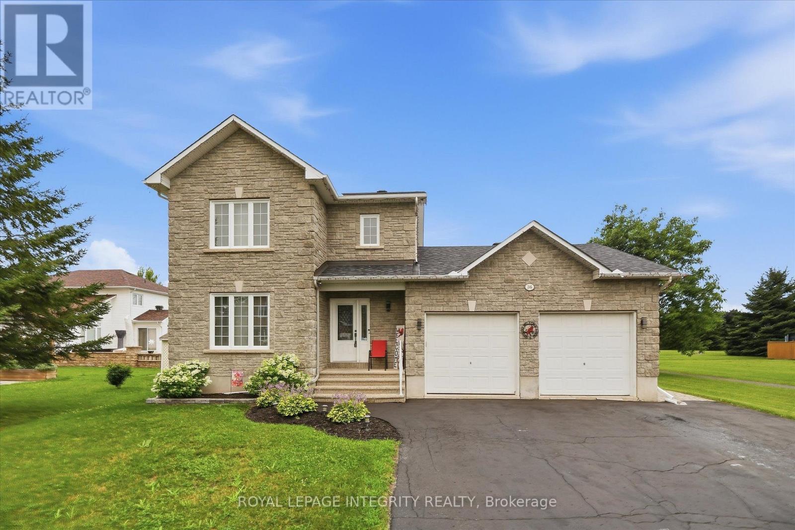 36 Frontenac Boulevard, Russell, Ontario  K0A 1W0 - Photo 1 - X13570982