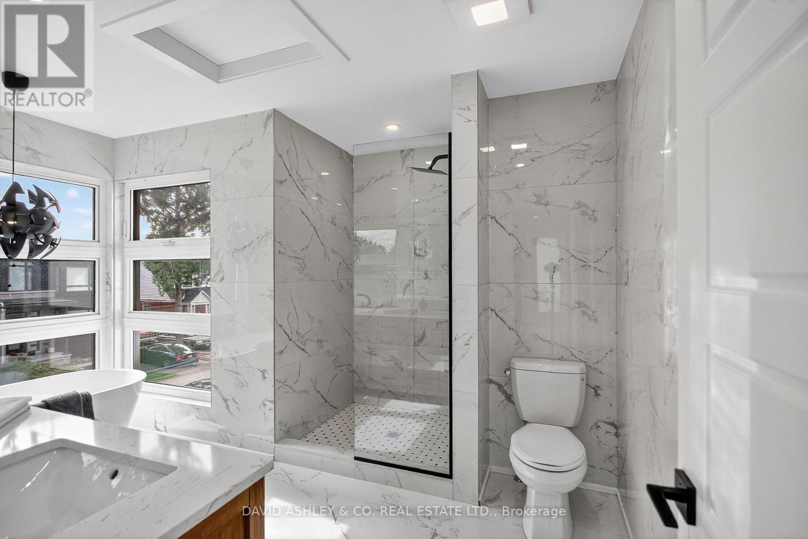 Main - 612 Tweedsmuir Avenue, Ottawa, Ontario  K1Z 5P3 - Photo 16 - X13571008
