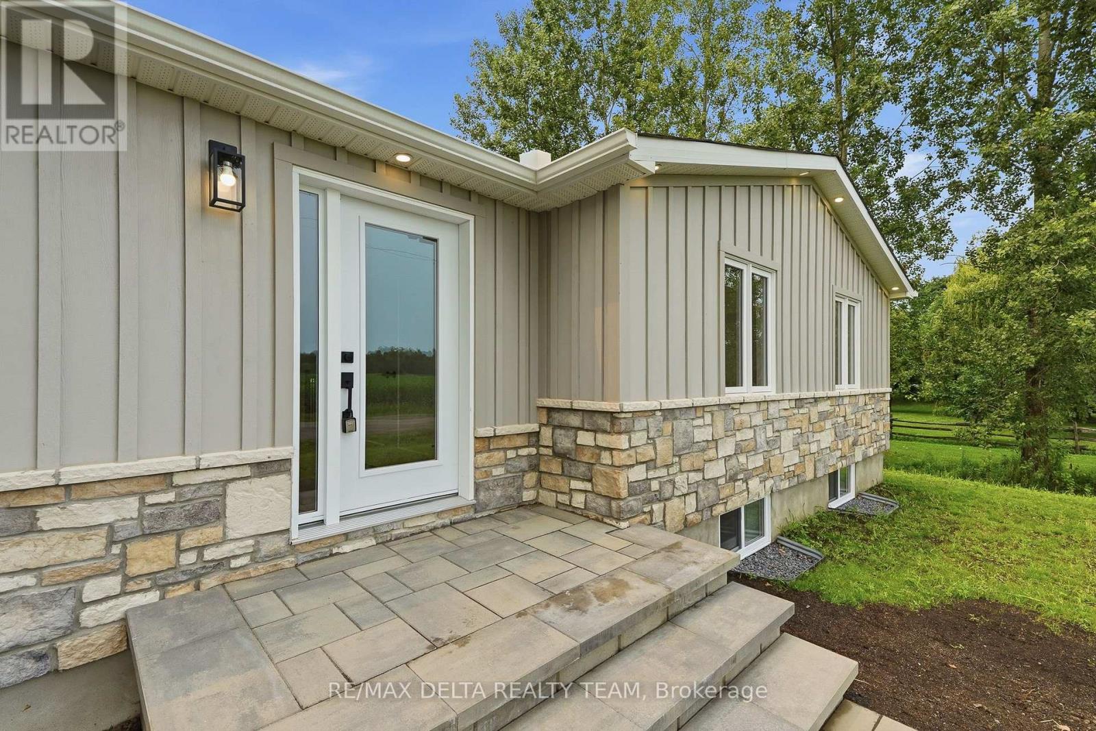 1568 Pilon Road, Clarence-Rockland, Ontario  K0A 1N0 - Photo 3 - X13571106