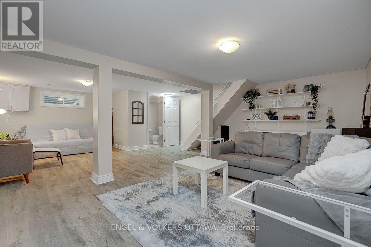 66 Peary Way, Ottawa, Ontario  K2L 1Z8 - Photo 35 - X13571110
