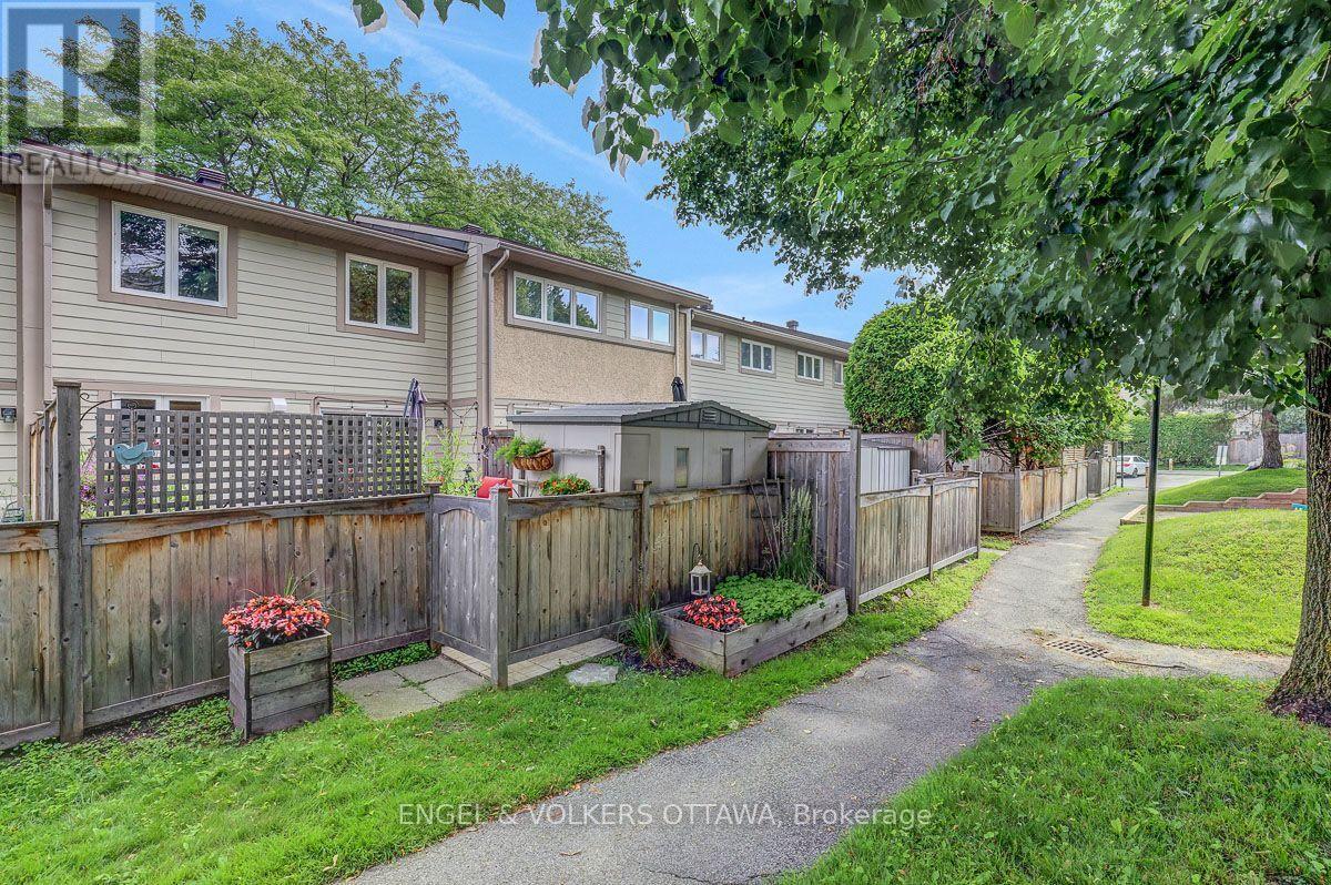 66 Peary Way, Ottawa, Ontario  K2L 1Z8 - Photo 45 - X13571110