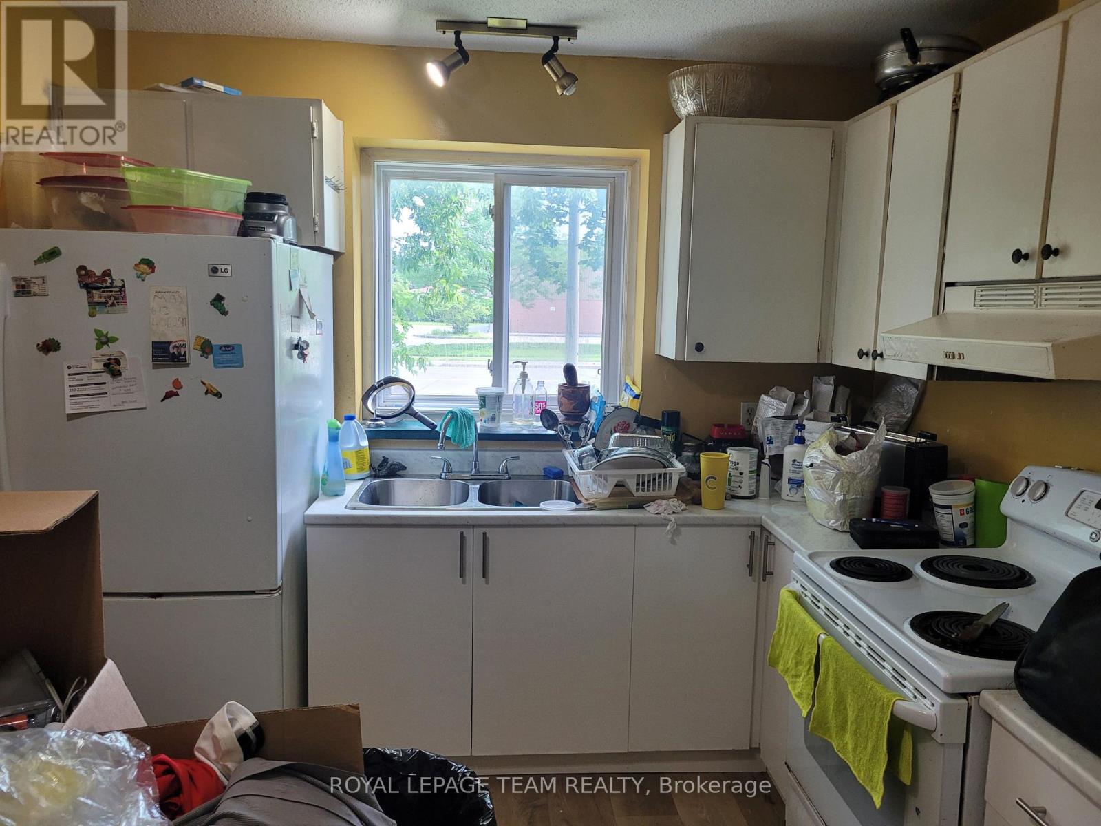 438f Moodie Drive, Ottawa, Ontario  K2H 8A6 - Photo 2 - X13571210