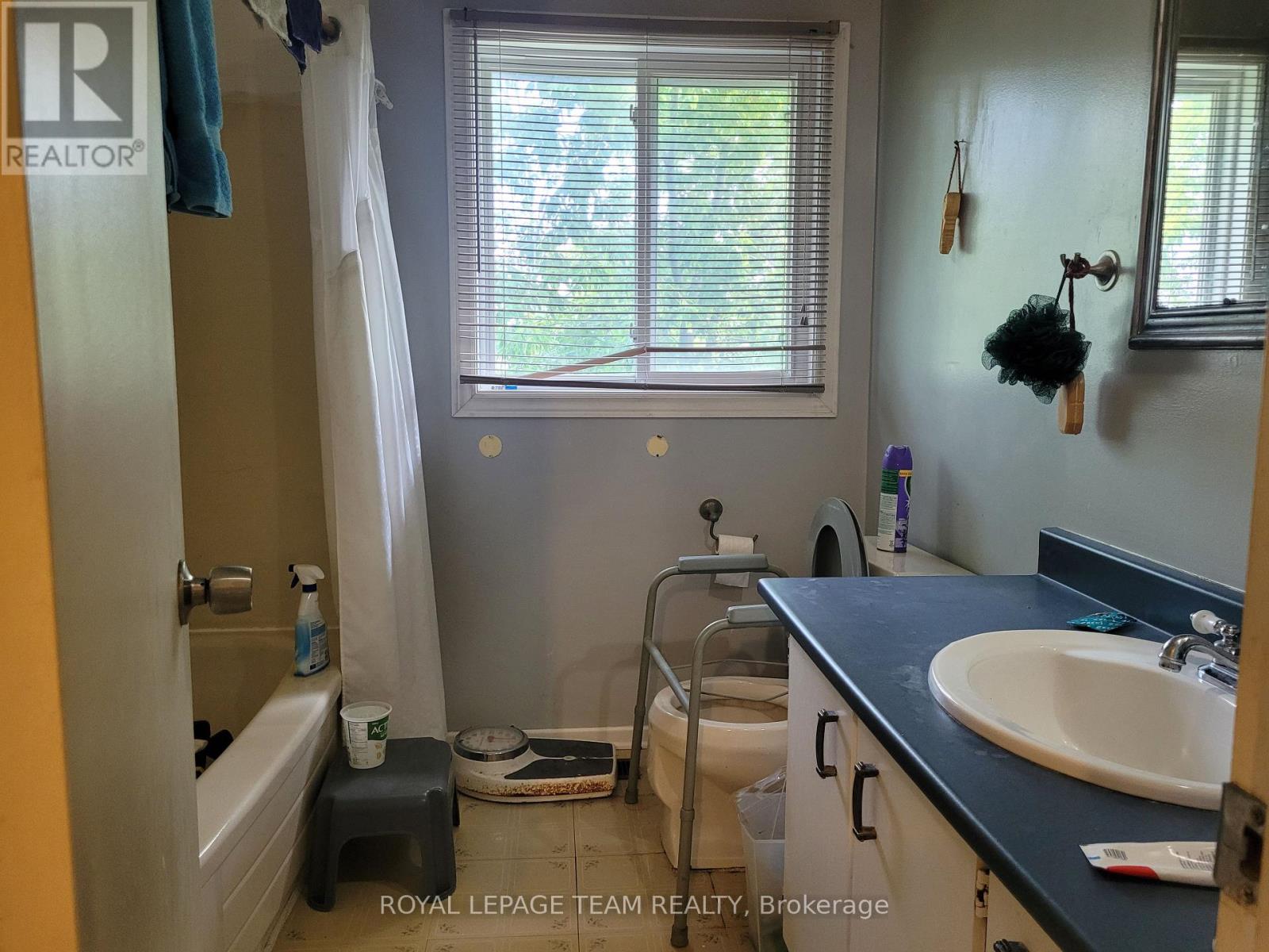 438f Moodie Drive, Ottawa, Ontario  K2H 8A6 - Photo 9 - X13571210