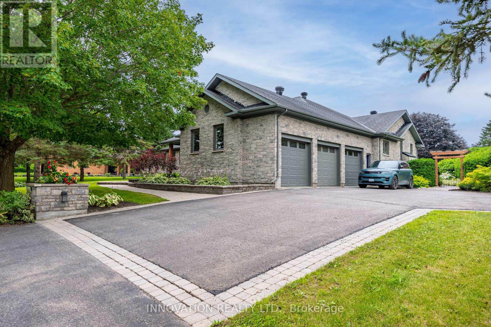 1074 Bravar Drive, Ottawa, Ontario  K4M 1G3 - Photo 2 - X13571276