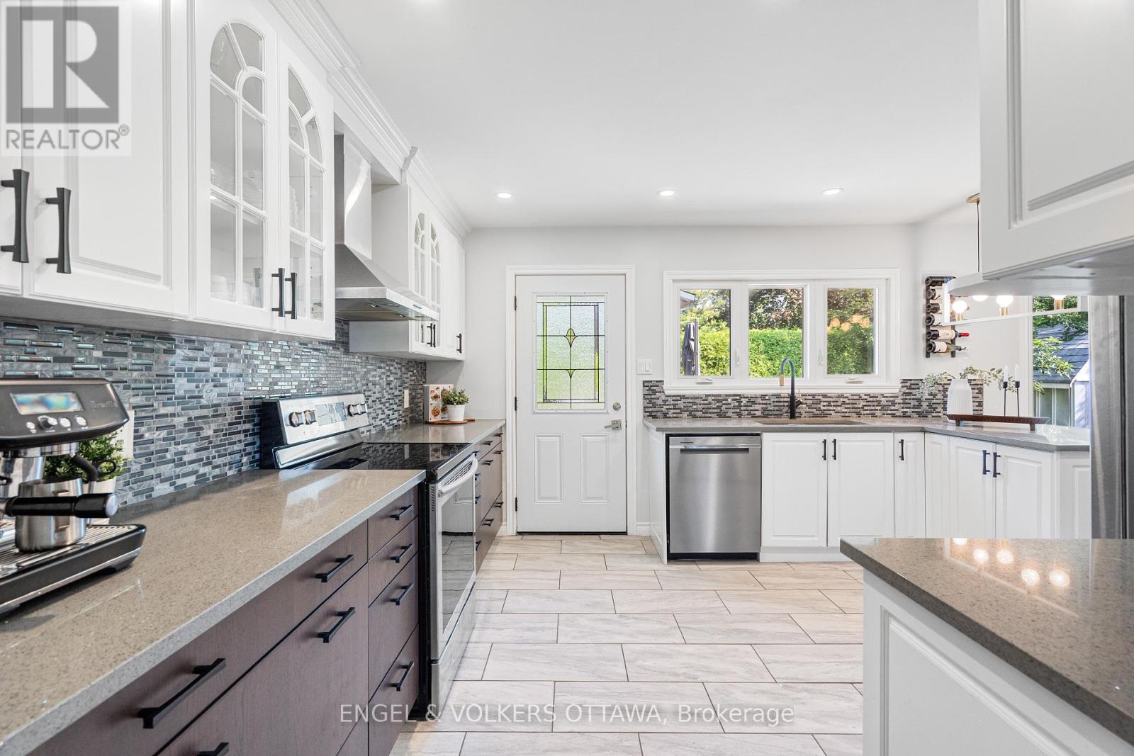 1941 Conrad Avenue, Ottawa, Ontario  K1H 6V7 - Photo 12 - X13571288