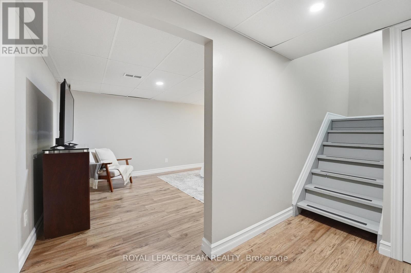 67 Castlefrank Road, Ottawa, Ontario  K2L 2E6 - Photo 37 - X13571536