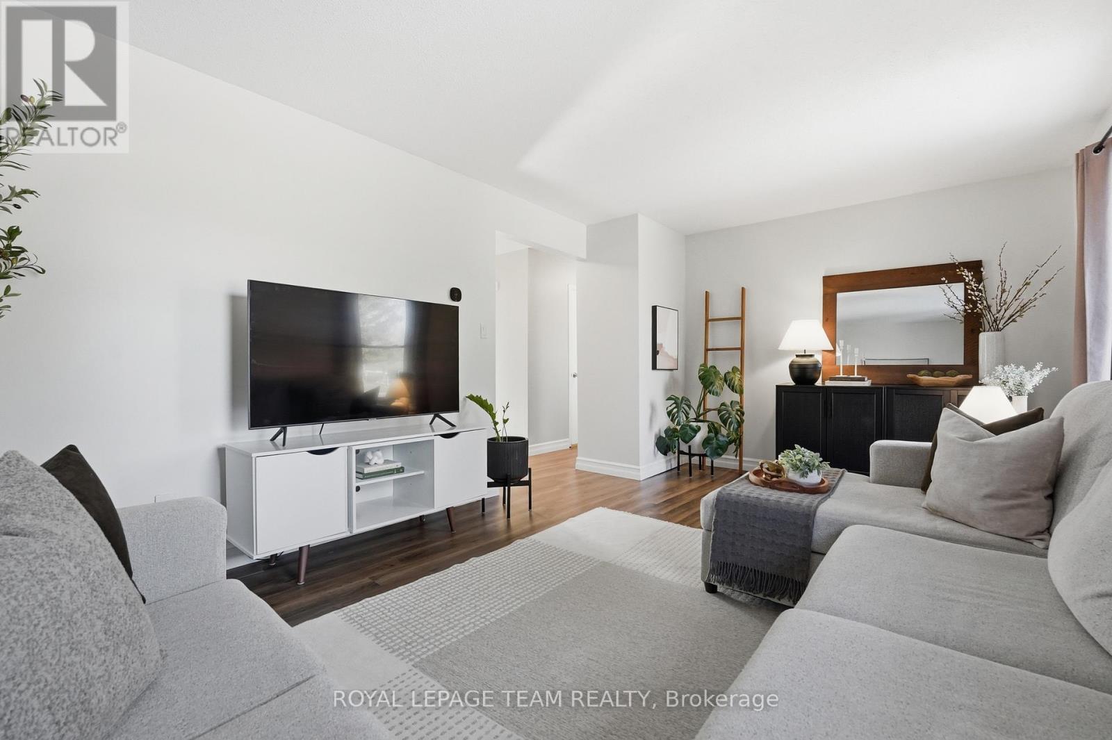 67 Castlefrank Road, Ottawa, Ontario  K2L 2E6 - Photo 6 - X13571536