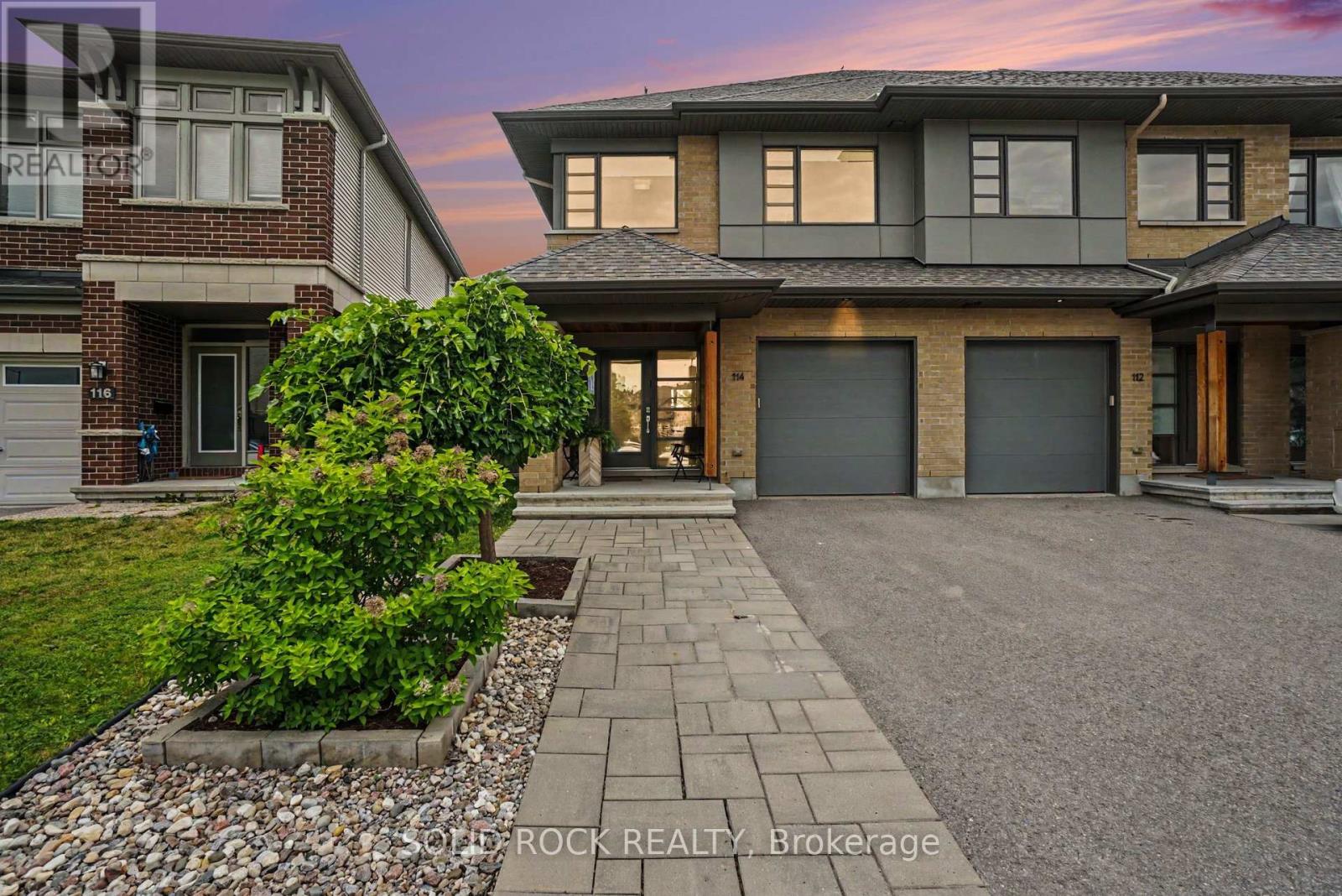 114 Larimar Circle, Ottawa, Ontario  K1X 0B7 - Photo 1 - X13571740