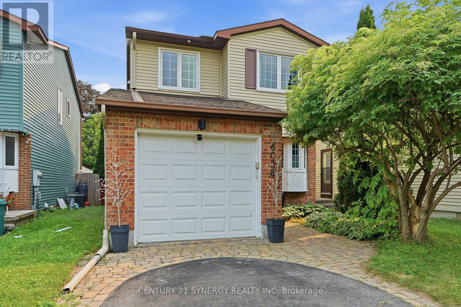 6058 Forestglen Crescent, Ottawa, Ontario  K1C 5N4 - Photo 2 - X13571778