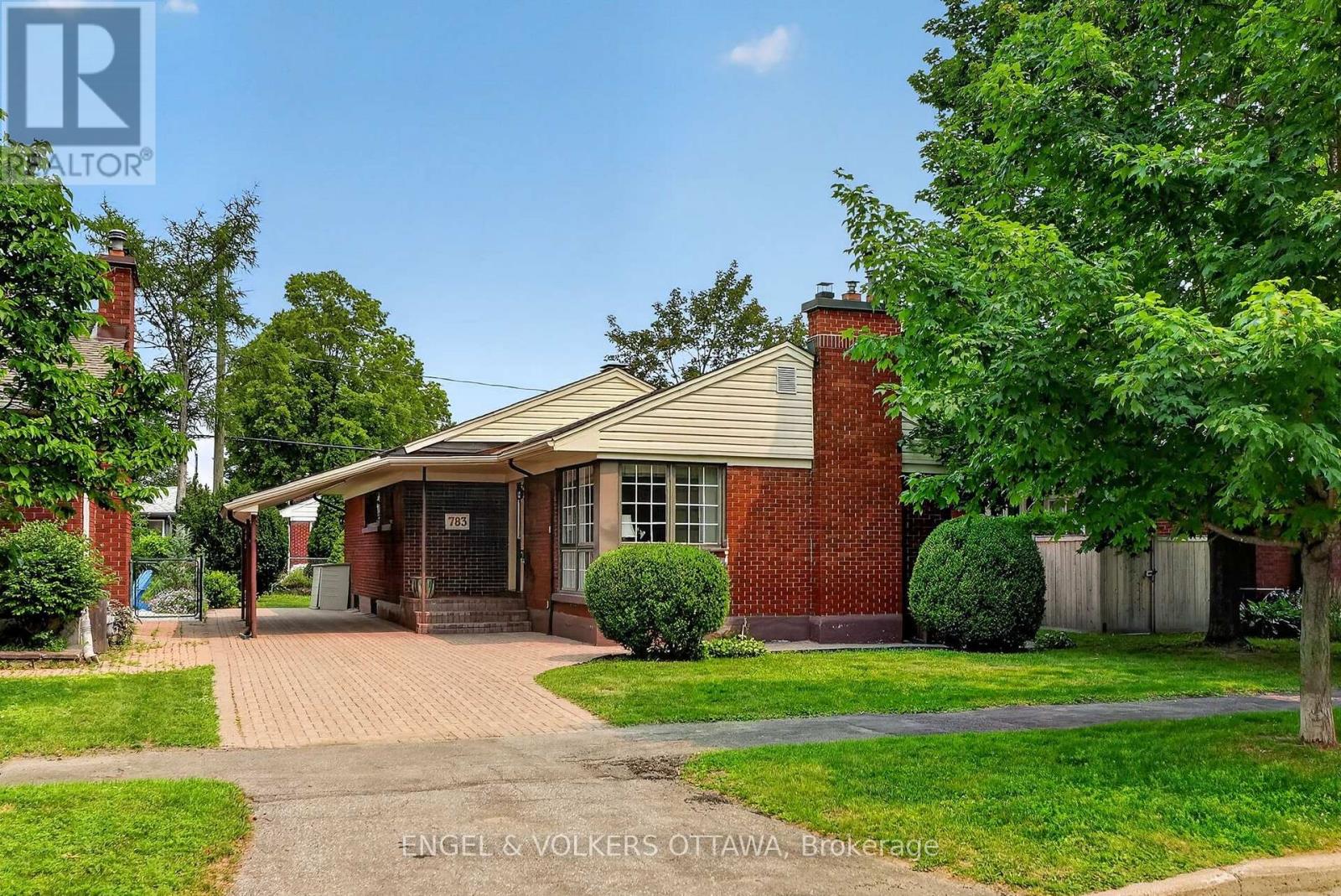 783 Wingate Drive, Ottawa, Ontario  K1G 1S2 - Photo 1 - X13571824