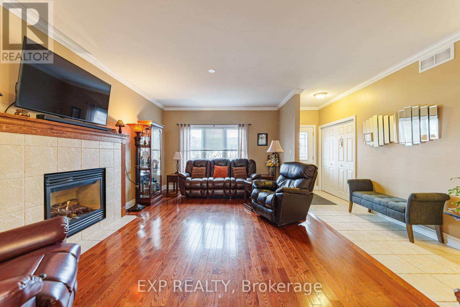 1496 Queensdale Avenue, Ottawa, Ontario  K1T 4G3 - Photo 2 - X13571846