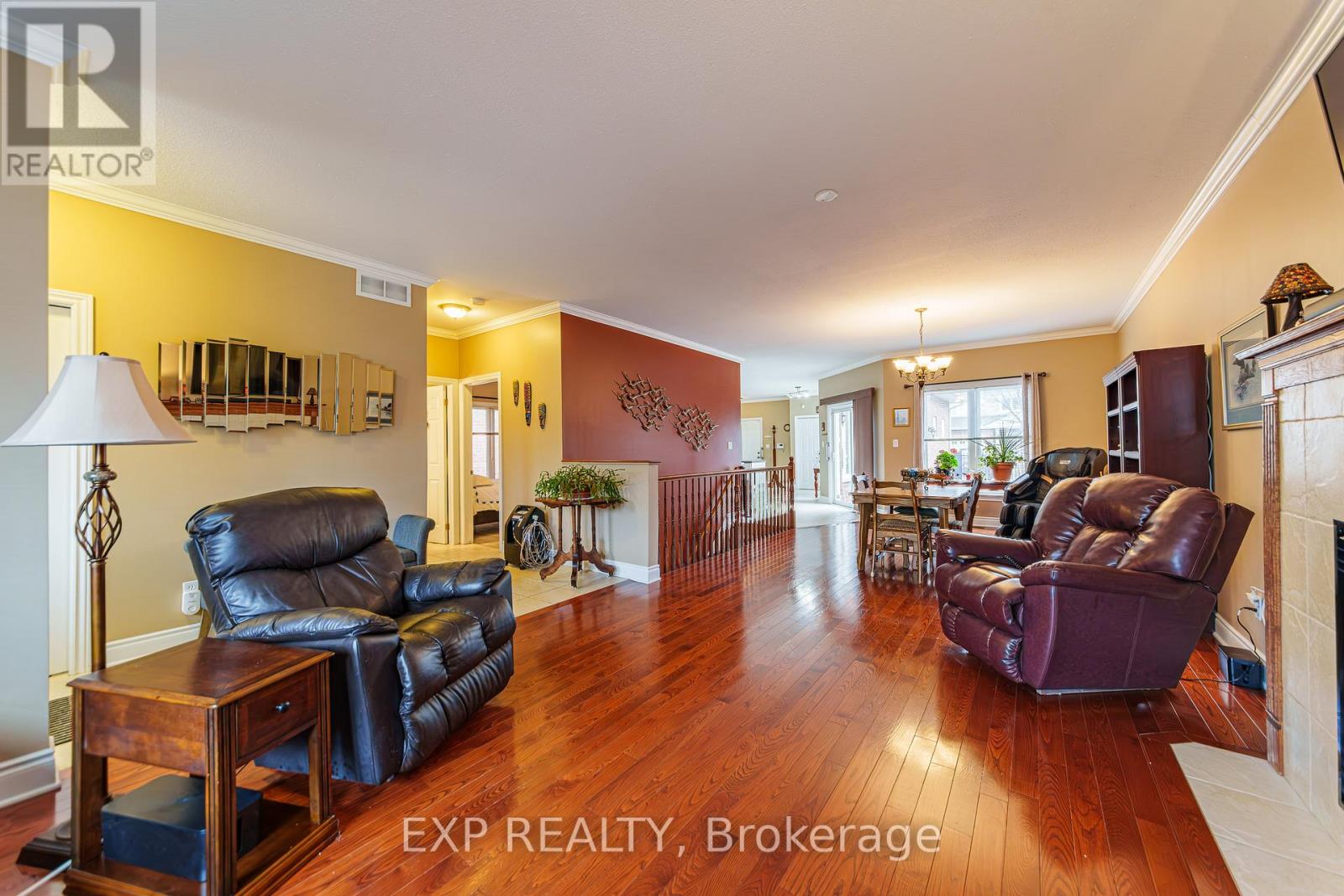 1496 Queensdale Avenue, Ottawa, Ontario  K1T 4G3 - Photo 4 - X13571846