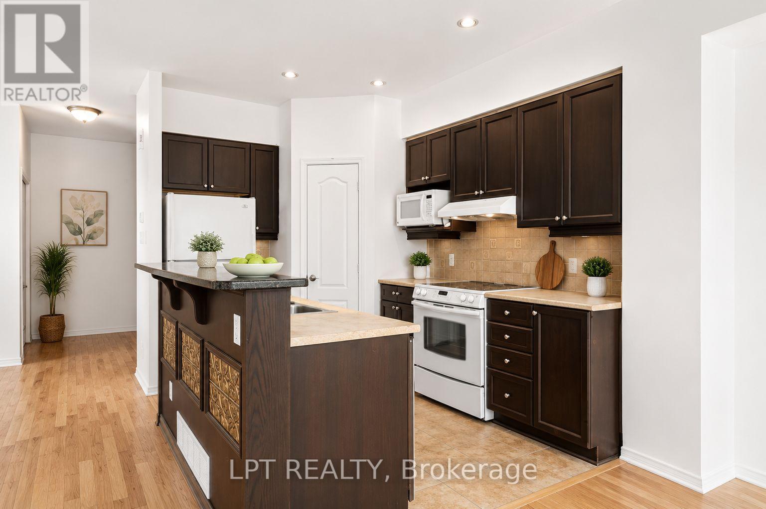 136 Calaveras Avenue, Ottawa, Ontario  K2J 5K4 - Photo 5 - X13572356