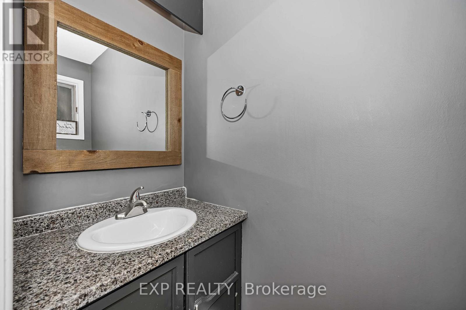 13 Shearer Crescent, Ottawa, Ontario  K2L 3M9 - Photo 5 - X13572500