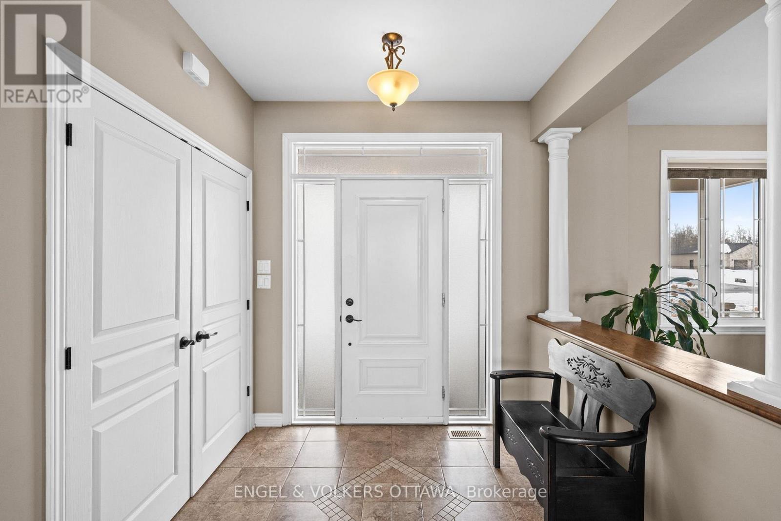 5579 Lombardy Drive, Ottawa, Ontario  K0A 2W0 - Photo 5 - X13572538