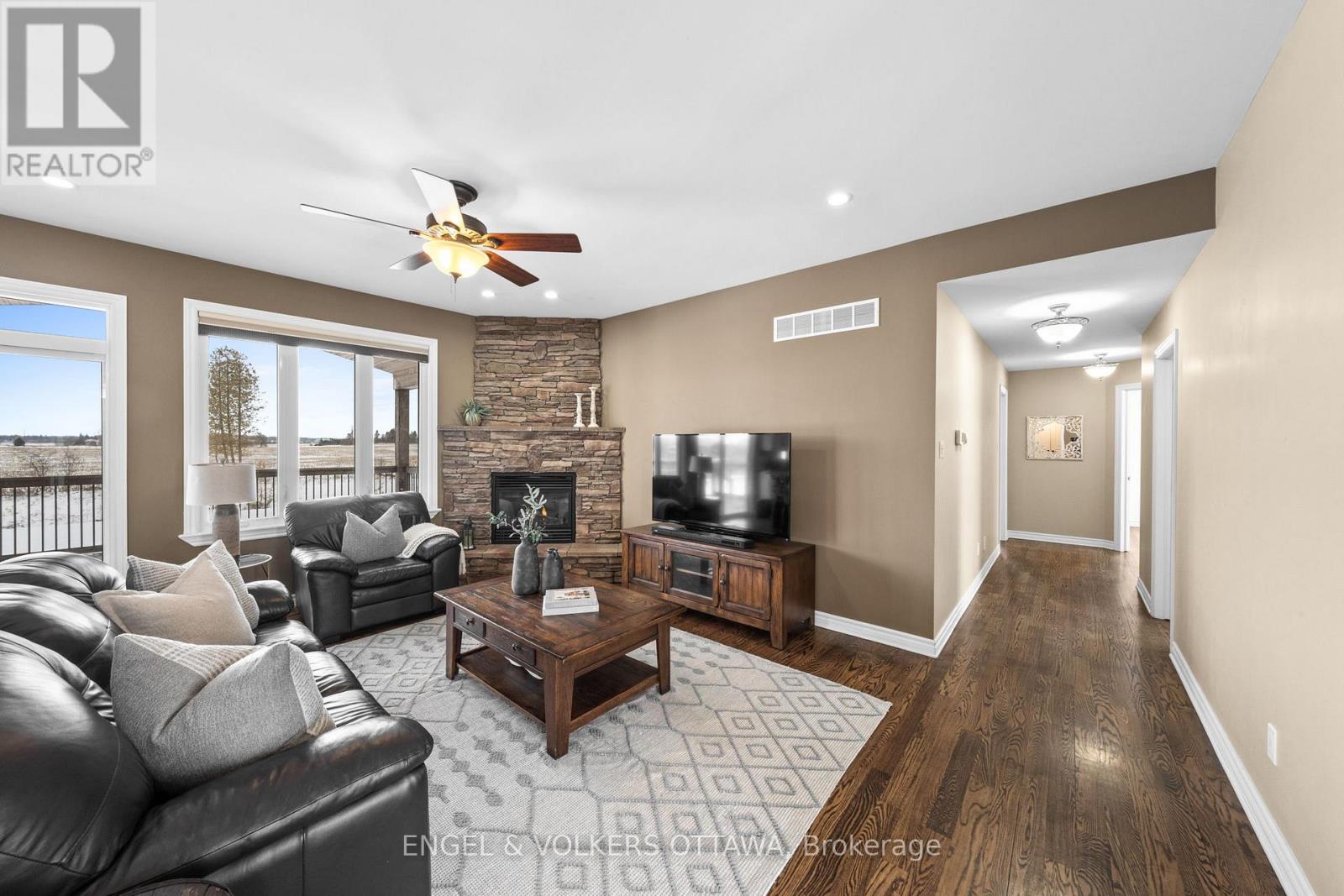 5579 Lombardy Drive, Ottawa, Ontario  K0A 2W0 - Photo 6 - X13572538