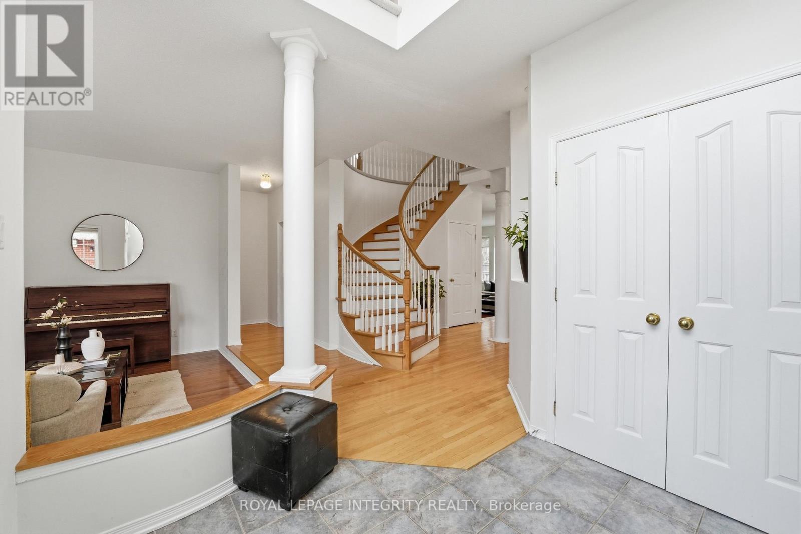 46 Catterick Crescent, Ottawa, Ontario  K2K 3M6 - Photo 4 - X13572754