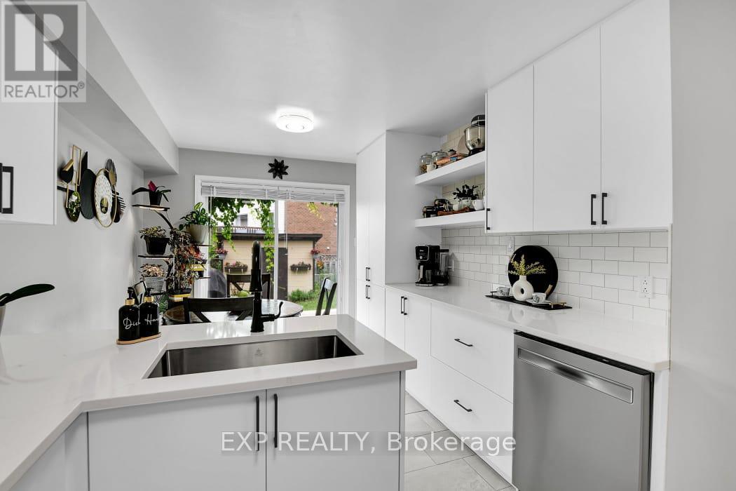 138 Acklam Terrace, Ottawa, Ontario  K2K 2J5 - Photo 10 - X13572760