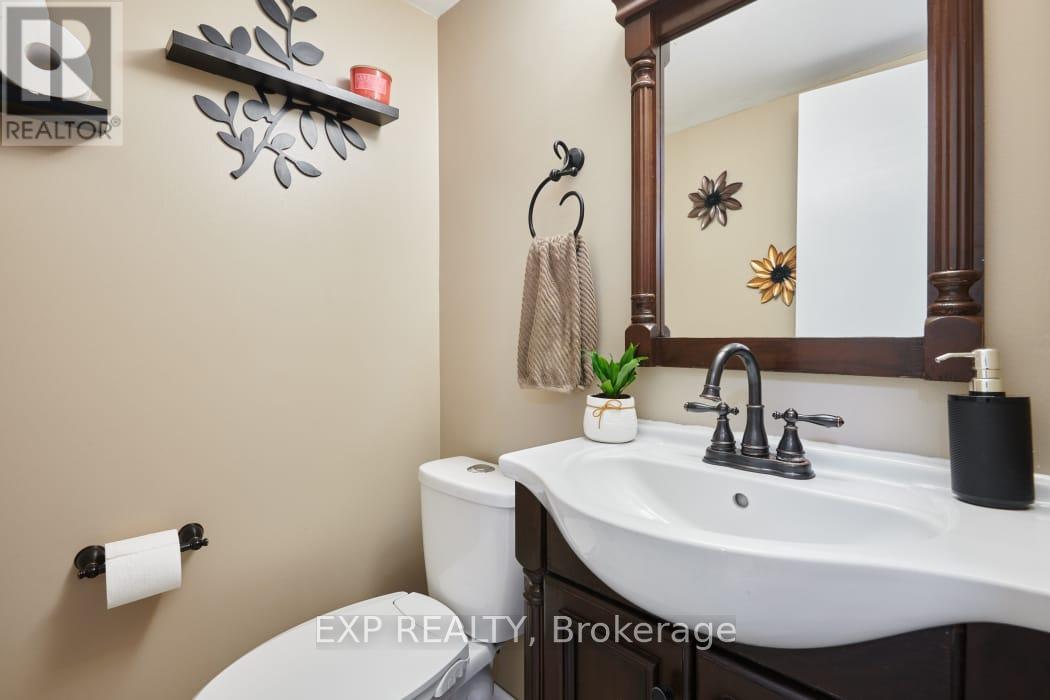 138 Acklam Terrace, Ottawa, Ontario  K2K 2J5 - Photo 4 - X13572760