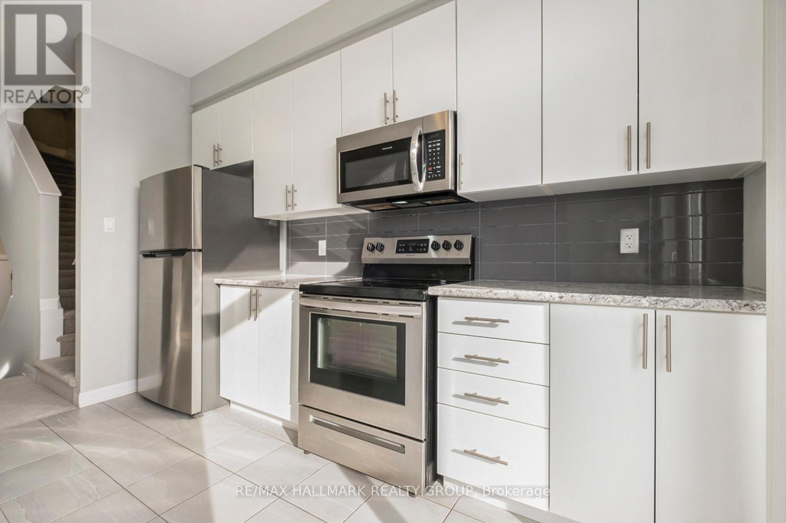 48 Teelin Circle, Ottawa, Ontario  K2J 6V1 - Photo 4 - X13572808