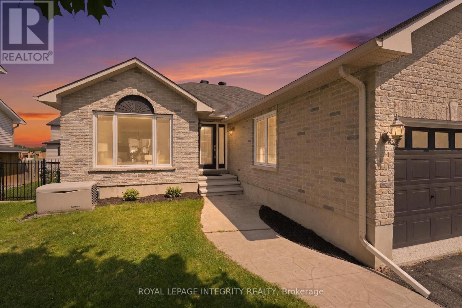 47 Daze Street, Russell, Ontario  K0A 1W0 - Photo 2 - X13572878