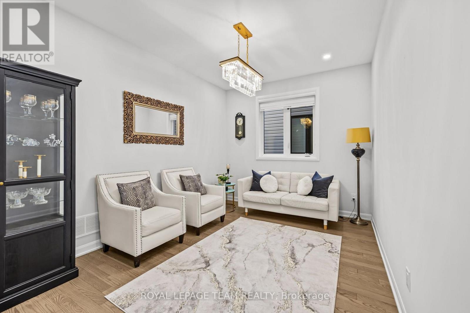 70 Ralph Erfle Way, Ottawa, Ontario  K2J 6V5 - Photo 13 - X13573322