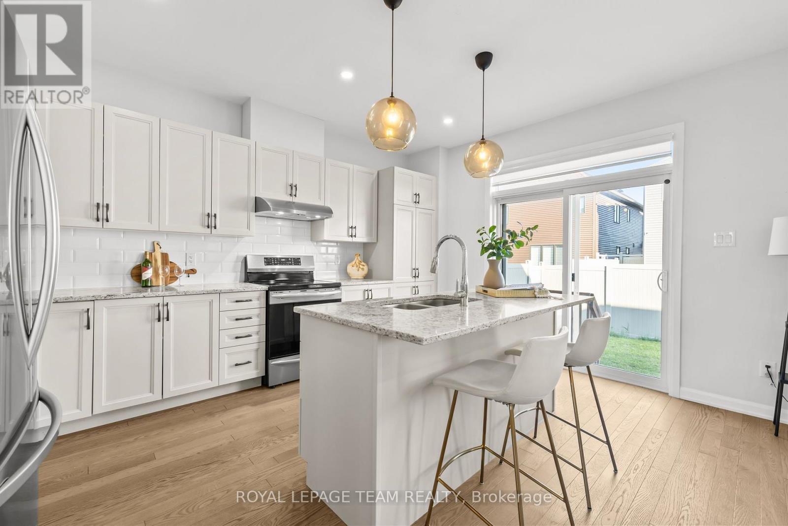 70 Ralph Erfle Way, Ottawa, Ontario  K2J 6V5 - Photo 8 - X13573322