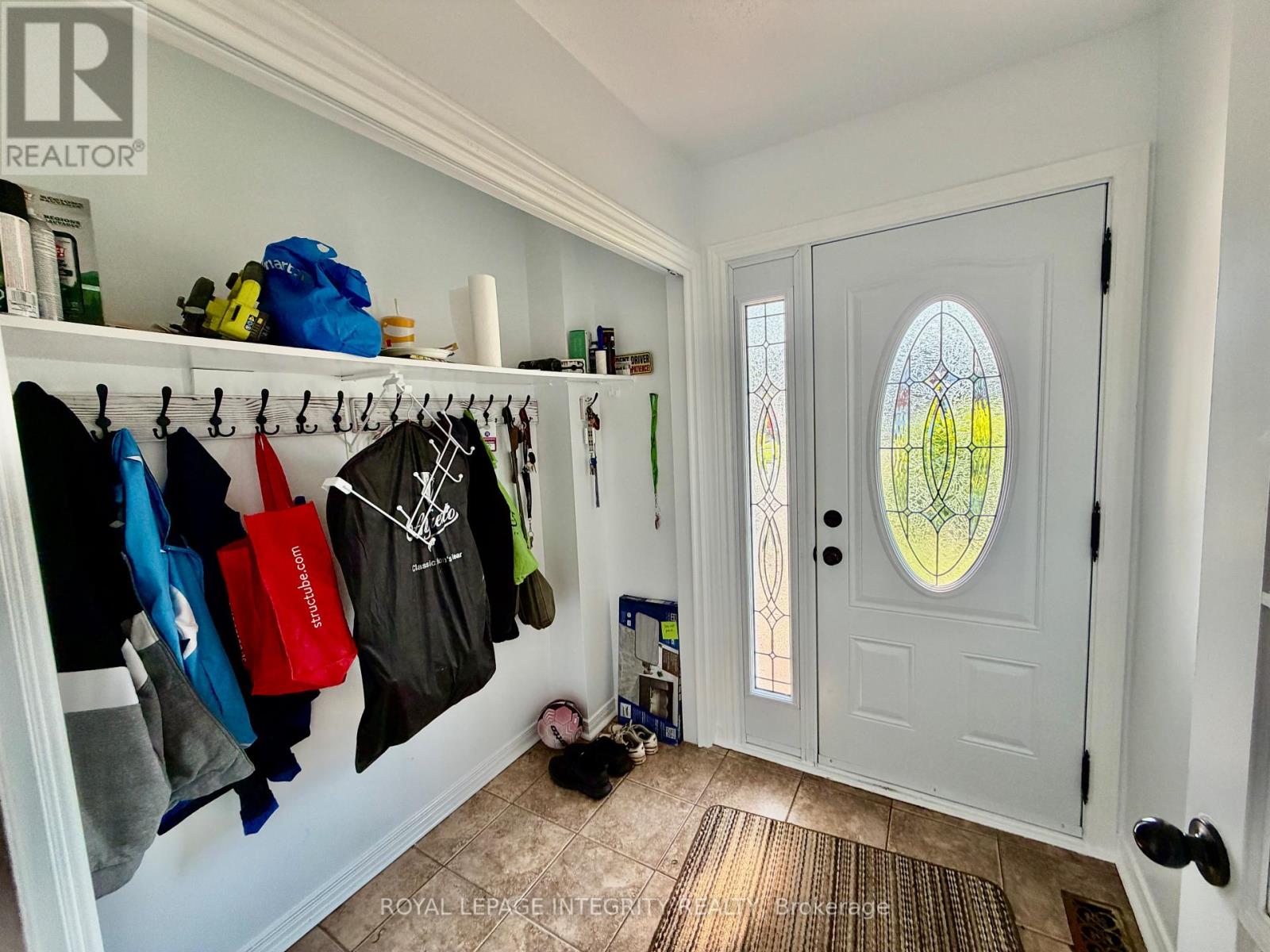 1039 Karsh Drive, Ottawa, Ontario  K1G 4N2 - Photo 3 - X13573402