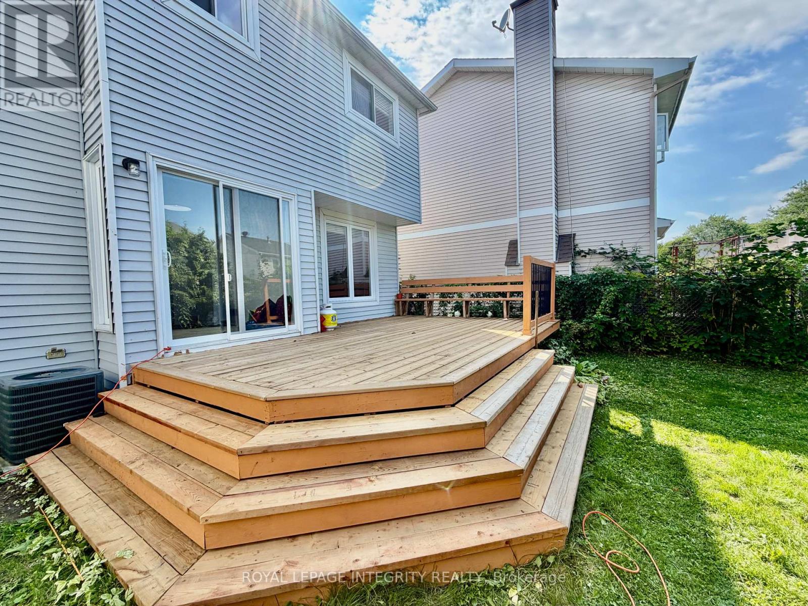 1039 Karsh Drive, Ottawa, Ontario  K1G 4N2 - Photo 32 - X13573402