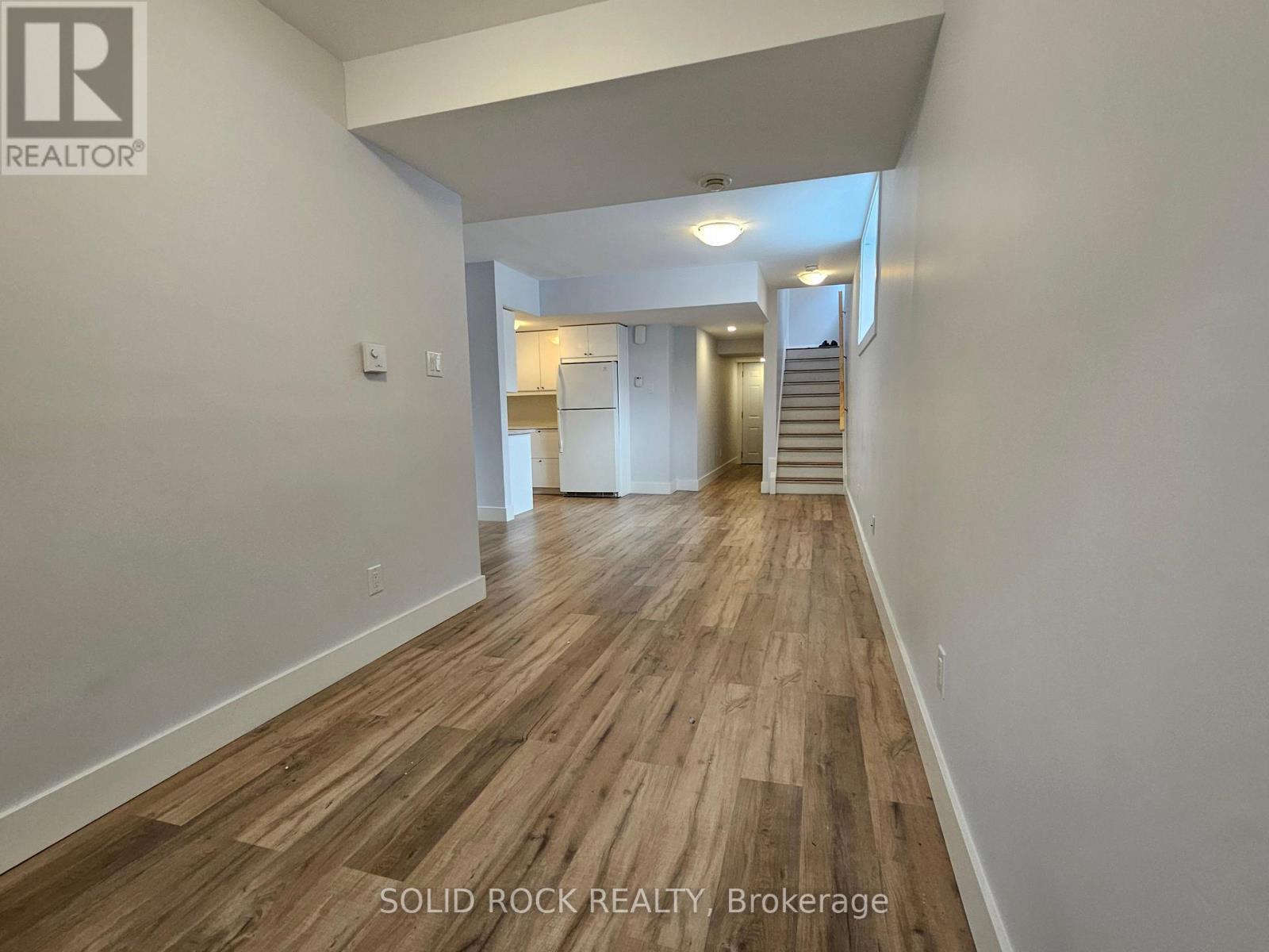 846 Alpine Avenue, Ottawa, Ontario  K2B 5R6 - Photo 8 - X13573478
