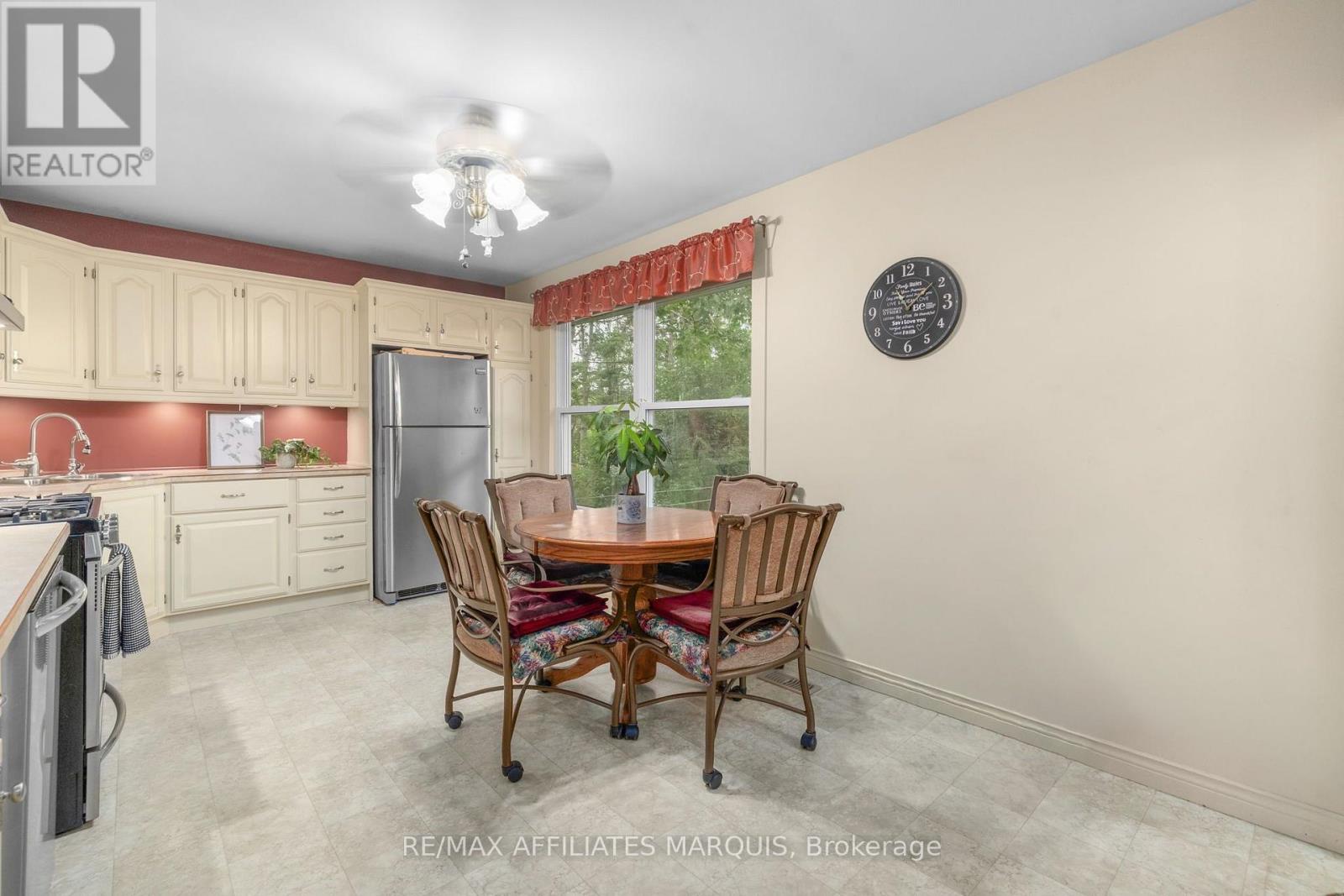 57 Golf Club Road, Rideau Lakes, Ontario  K7A 4S5 - Photo 10 - X13573574