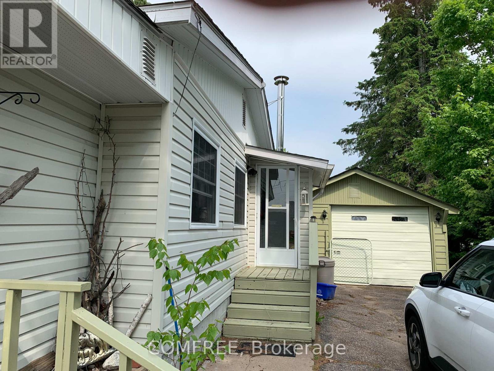 39 Lake Street, South Algonquin, Ontario  K0J 2M0 - Photo 2 - X13573966