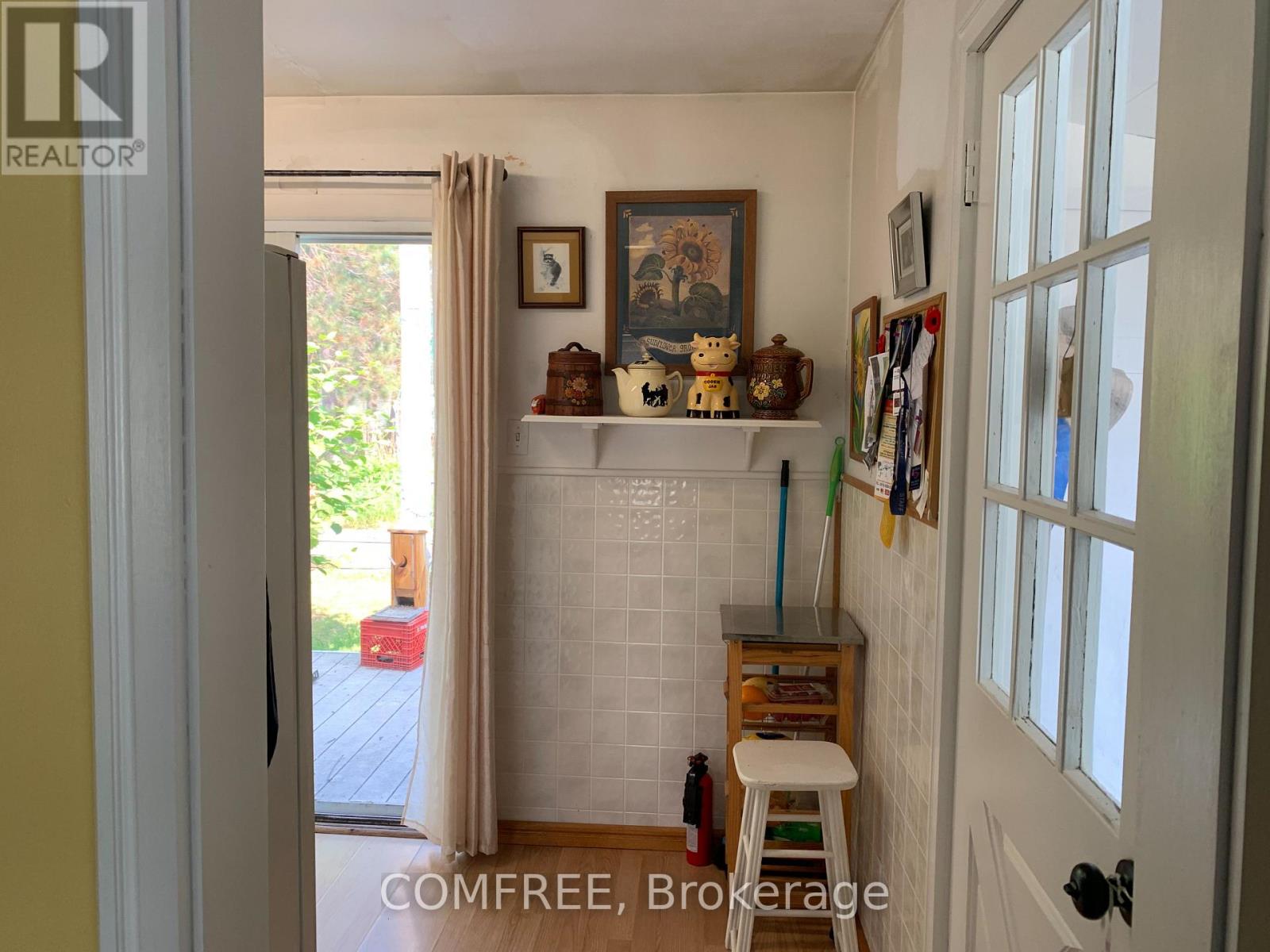 39 Lake Street, South Algonquin, Ontario  K0J 2M0 - Photo 3 - X13573966