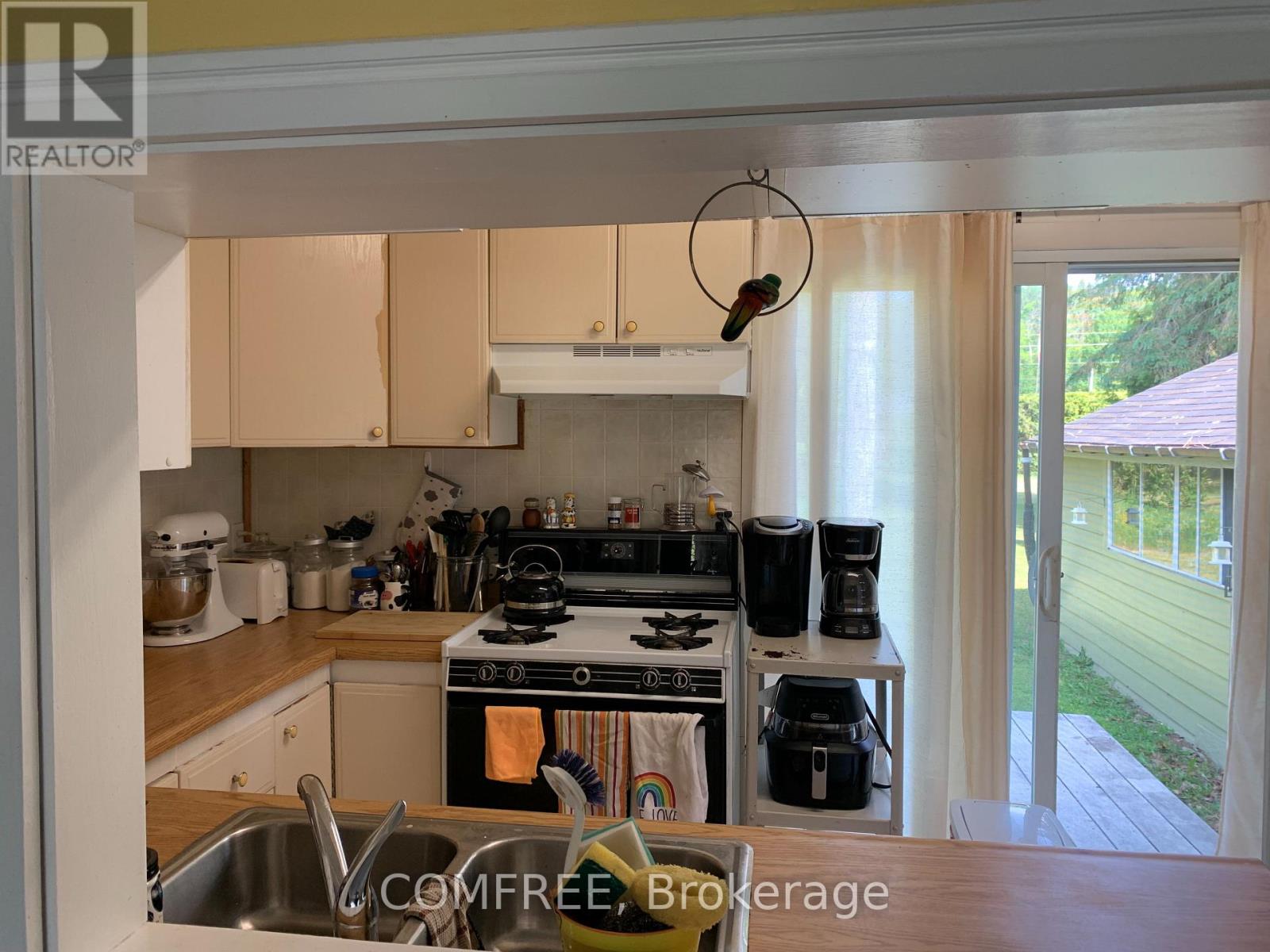 39 Lake Street, South Algonquin, Ontario  K0J 2M0 - Photo 5 - X13573966