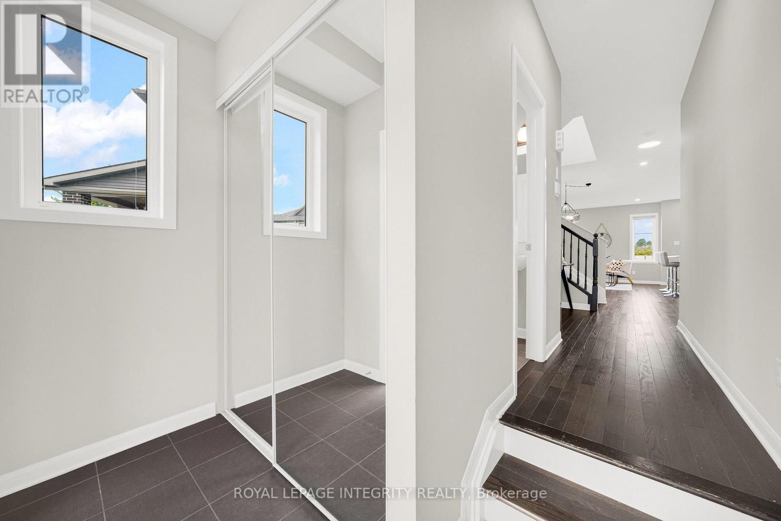 185 Bending Way, Ottawa, Ontario  K2J 6P2 - Photo 4 - X13573980