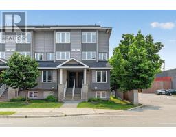 D - 4522 INNES ROAD, Ottawa, Ontario