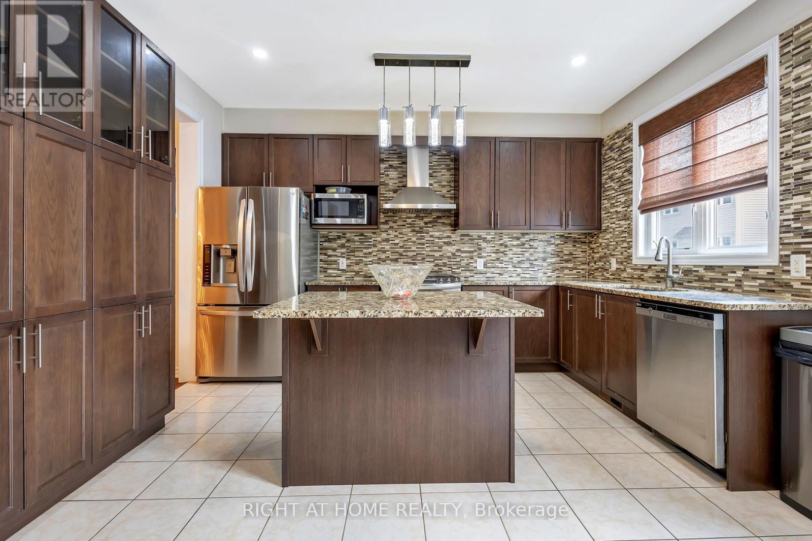 209 Rivertree Street, Ottawa, Ontario  K2M 0J4 - Photo 14 - X13574052