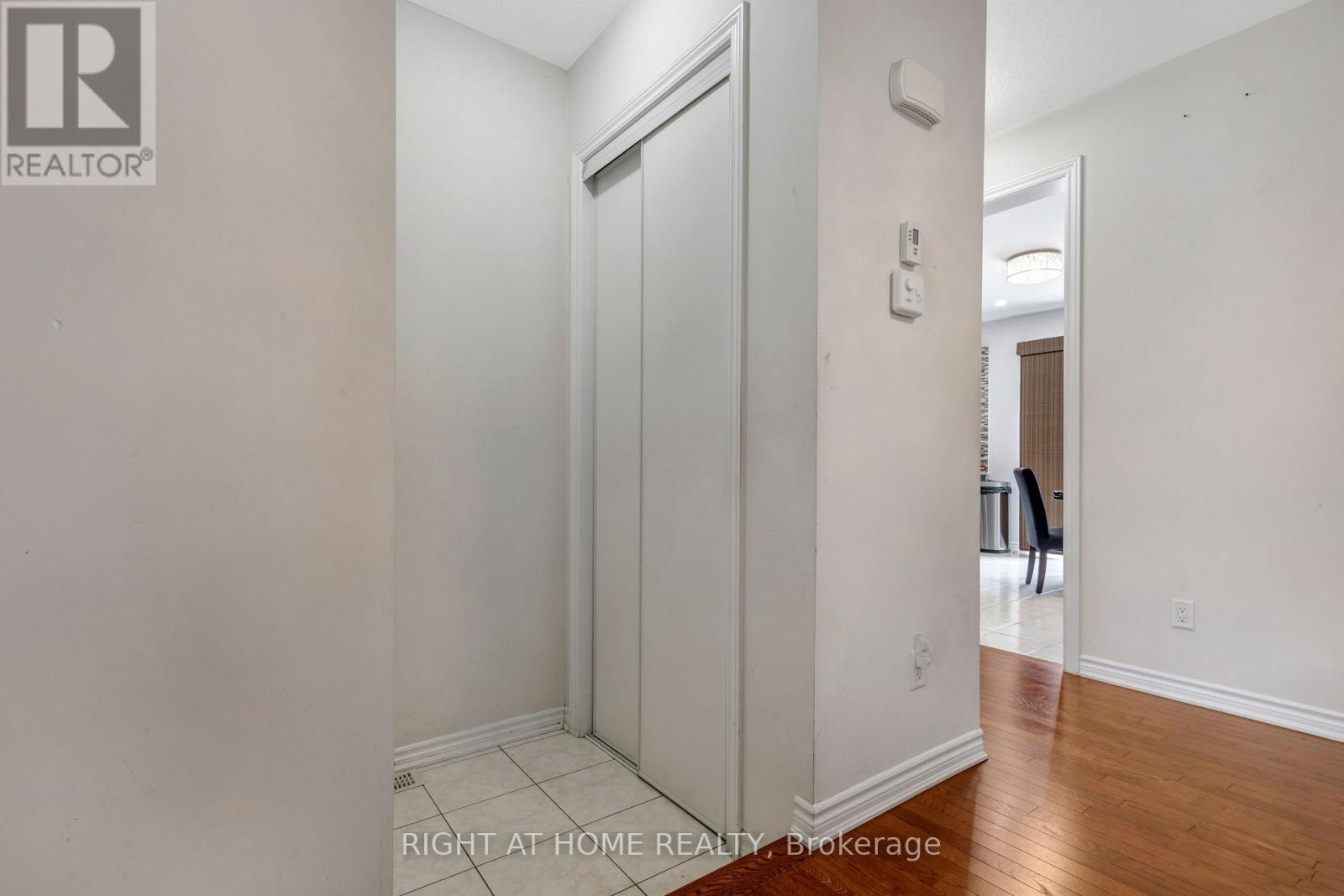 209 Rivertree Street, Ottawa, Ontario  K2M 0J4 - Photo 7 - X13574052